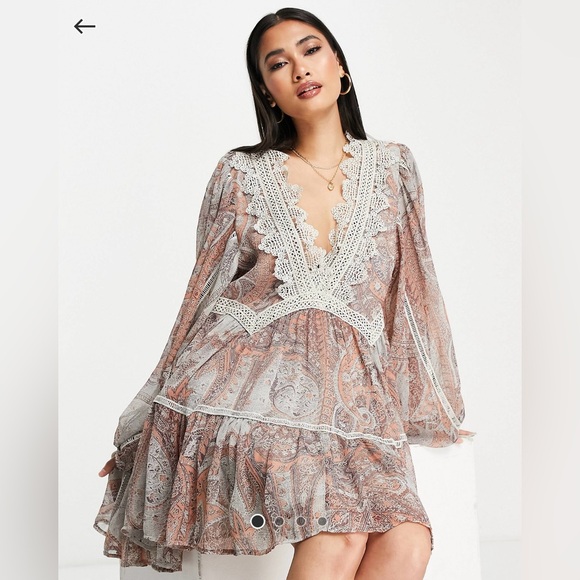 ASOS DESIGN Mini Dress - Picture 1 of 10